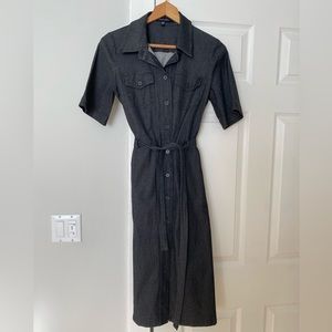 Judith & Charles denim dress. Size 8. Has pockets. Like new.